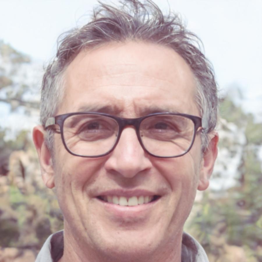 Estudiante del programa de adquisiciones