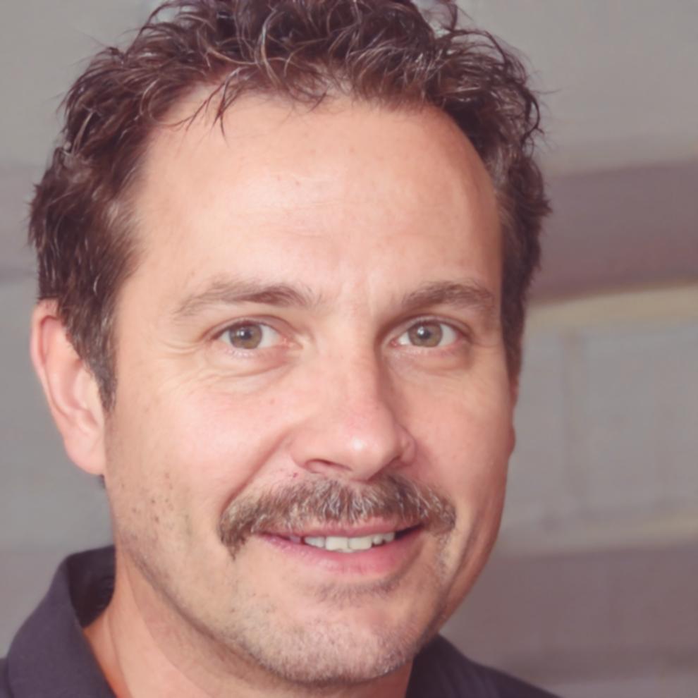 Einar Bjørnstad, instructor especializado en análisis financiero